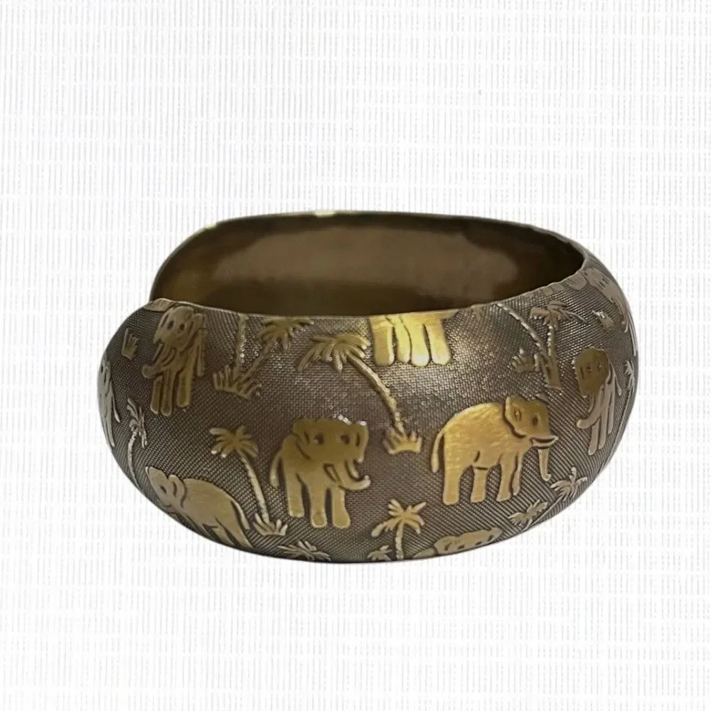 Vintage Bronze Tone Metal Cuff Bracelet Elephant Trees Jungle Safari Adjustable